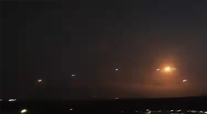 "Escalating Conflict: Israel and Lebanon Exchange Heavy Rocket Fire"